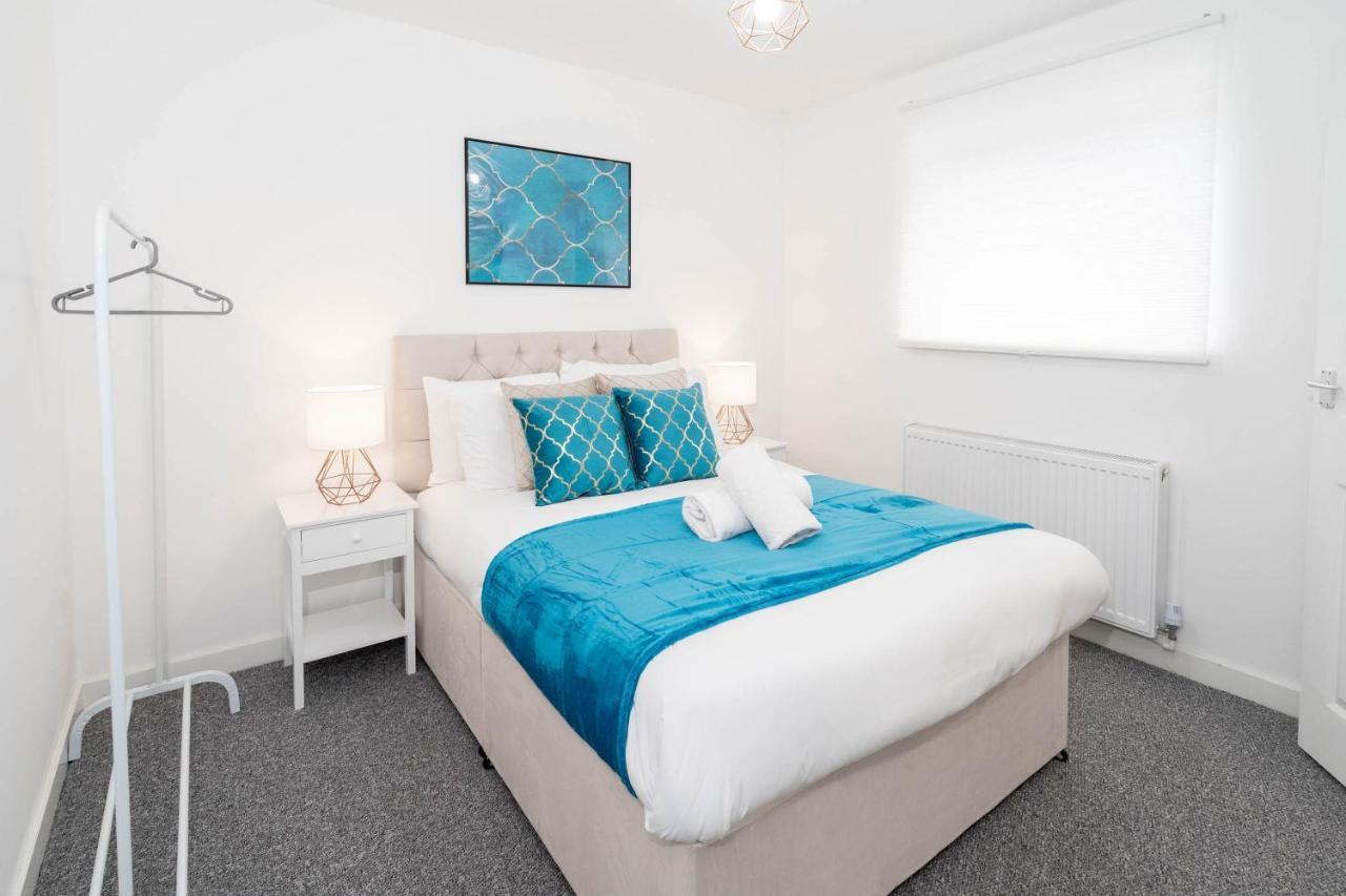 Two Bedroom Apartment - En Suites - Smart Tv'S - Wifi - Netflix - Bearwood Birmingam Exterior foto