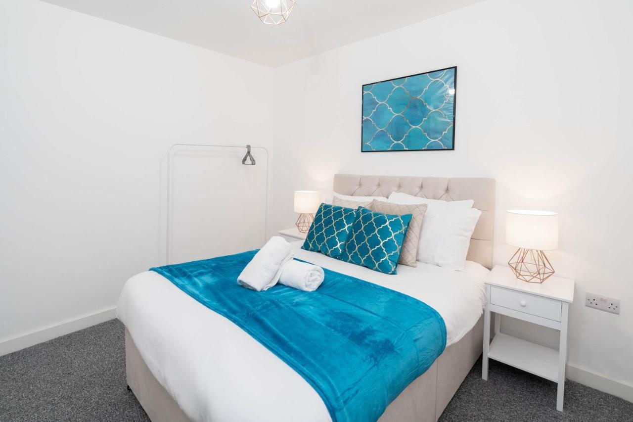 Two Bedroom Apartment - En Suites - Smart Tv'S - Wifi - Netflix - Bearwood Birmingam Exterior foto
